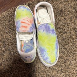 Nike Tie-Dye Slip On