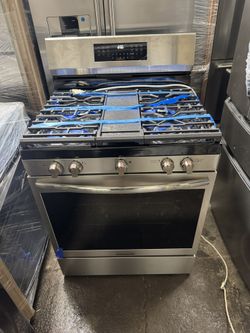 Frigidaire Gallery Gas Stove Air Fryer Brand New One Receipt For 90 Days Warranty 