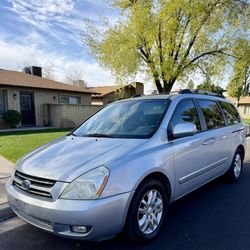 Kia Sedona 