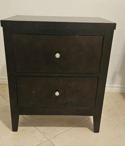 Wood Nightstand Carlton Cappuccino - Mesita De Noche Madera 2 Cajones 