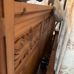 Queen Bed And Dresser