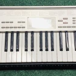 Casio LK-240 Electronic Piano Keyboard