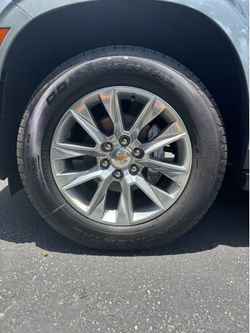 New OEM GMC/Chevrolet/Chevy 20” rims and Continental Tires