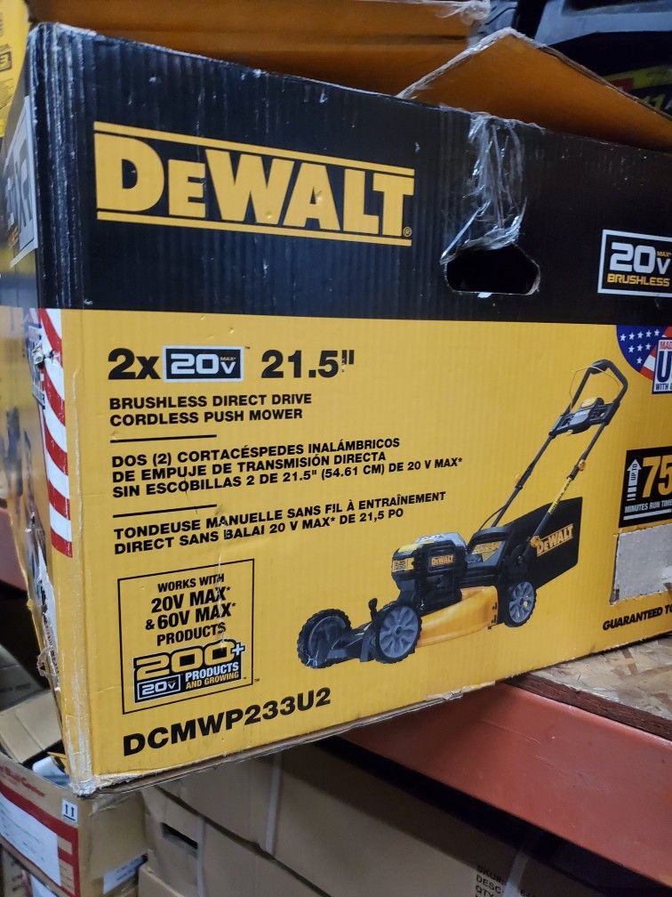 DEWALT 20V MAX XR BRUSHLESS SELF PROPELLED LANW MOWER TOOL ONLY NEW