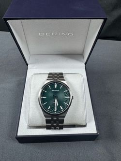 Bering Titanium 16141-708 Green Dial Sapphire Classic 41mm Mens Watch