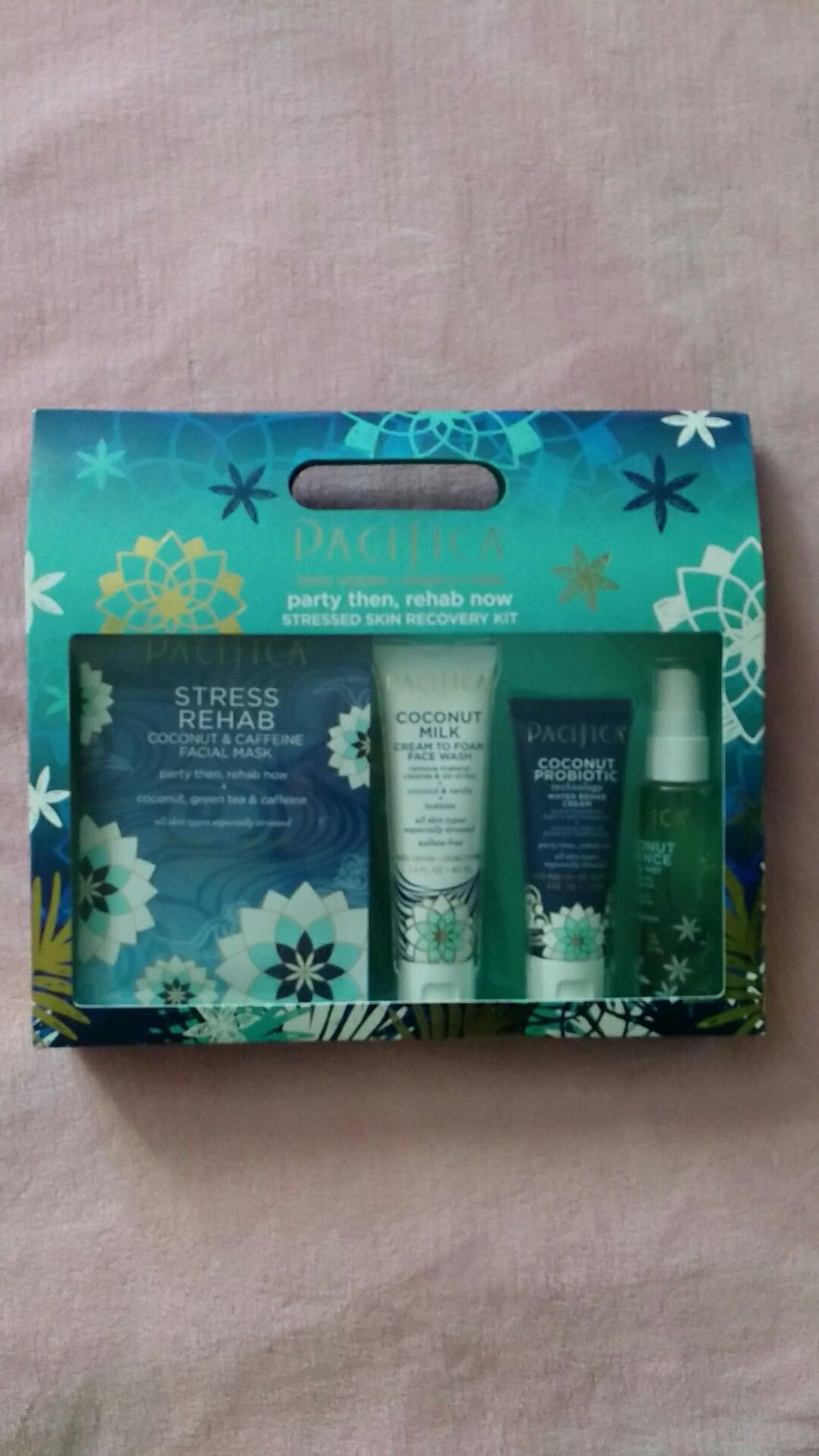 Skin care kit from Pacifica ! Brand New vegan cruelty free!