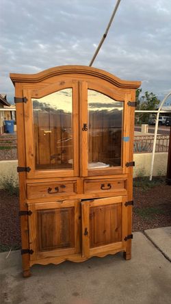 Wood cabinet