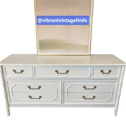 Faux Bamboo Hollywood Regency Vintage Broyhill Dresser Credenza 7 Drawers
Hollywood regency 