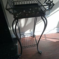 Metal Plant Stand