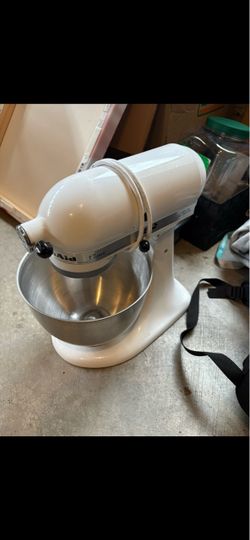KitchenAid Classic Stand Mixer White