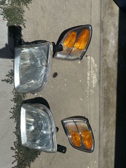 2002 sequoia headlights and corner lights