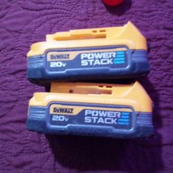 DEWALT
20V MAX XR POWERSTACK Lithium-Ion 5.0Ah and 1.7Ah Batteries (2 -Pack)
