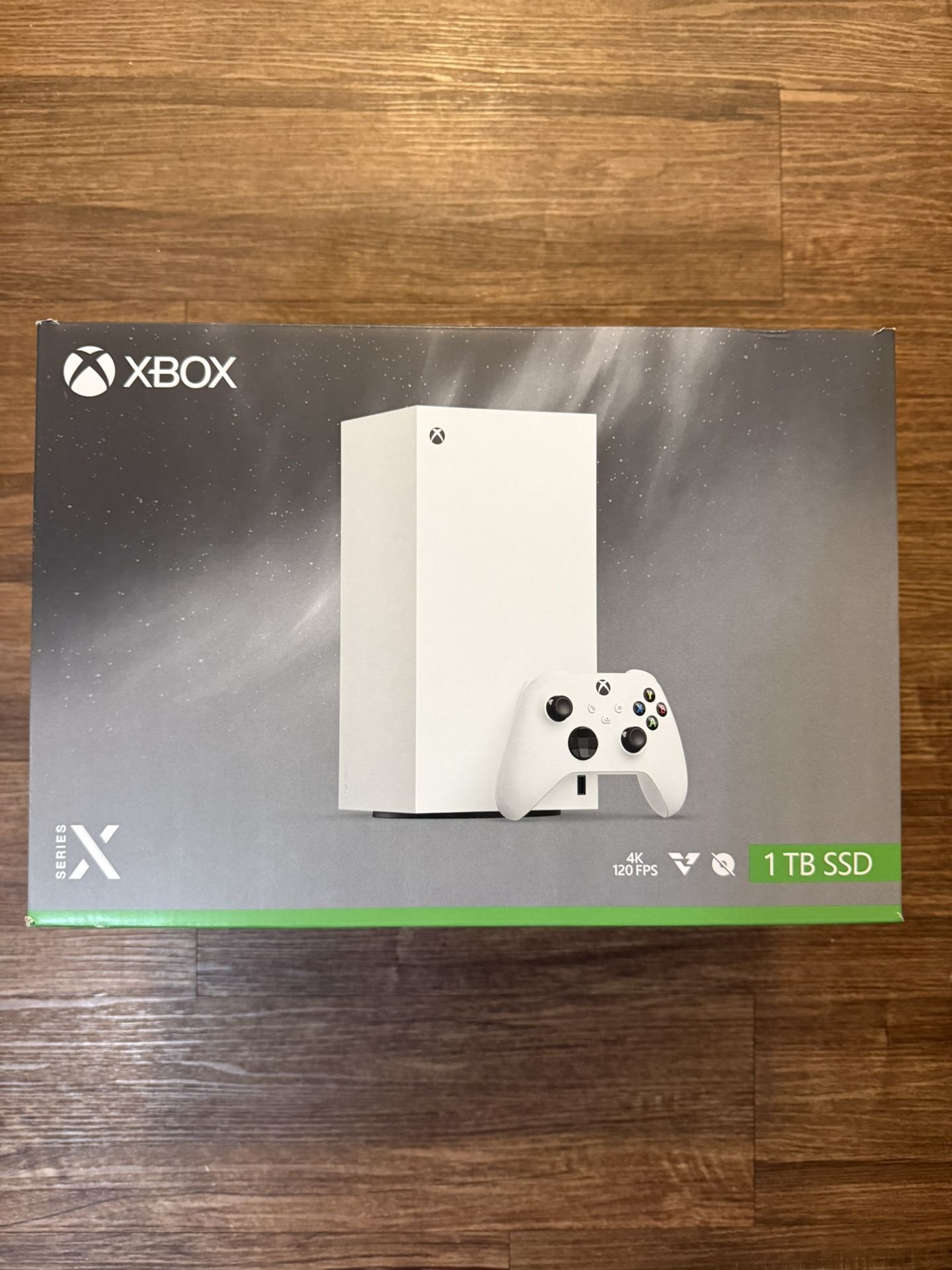 XBOX Series X (Digital Edition) + 3 Wireless Controllers + Charging Station