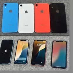 IPHONE XR  64 GIGS UNLOCKED 