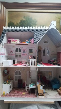Doll houses