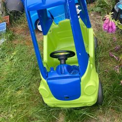 Cozy Coupe Price 10$. Pick Up. E.  72. and. Grandview. E.  Tacoma 
