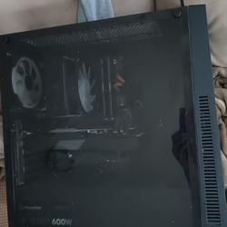 Gaming PC With Apex Pro 