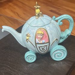 Vintage Cinderella Tea Pot.