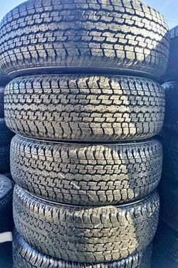 Set 265/65-17 Bridgestone con el 80% de vida