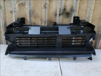 2017-2019 Honda CRV Upper Radiator Shutter OEM
