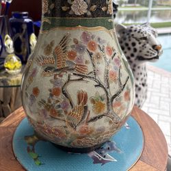 Hand Painted Antique Asian Chinese Chinoiserie Signed SATSUMA Vase. 12” Tall X 8” Diameter. Birds & Flowers Design. 