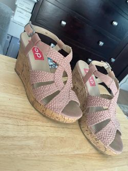 Size 9, still in great condition