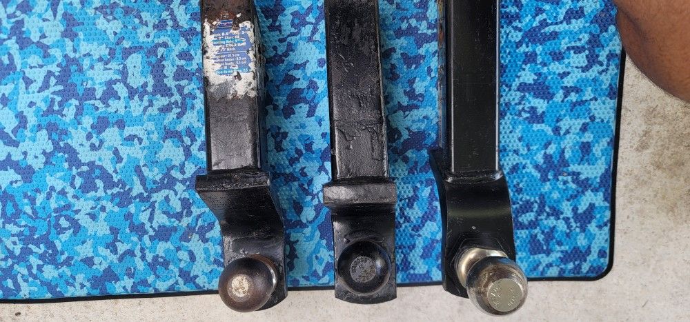 2" RECEIVER HITCH INSERTS.