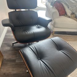 like new dupe Eames chair mid-century modern MCM
