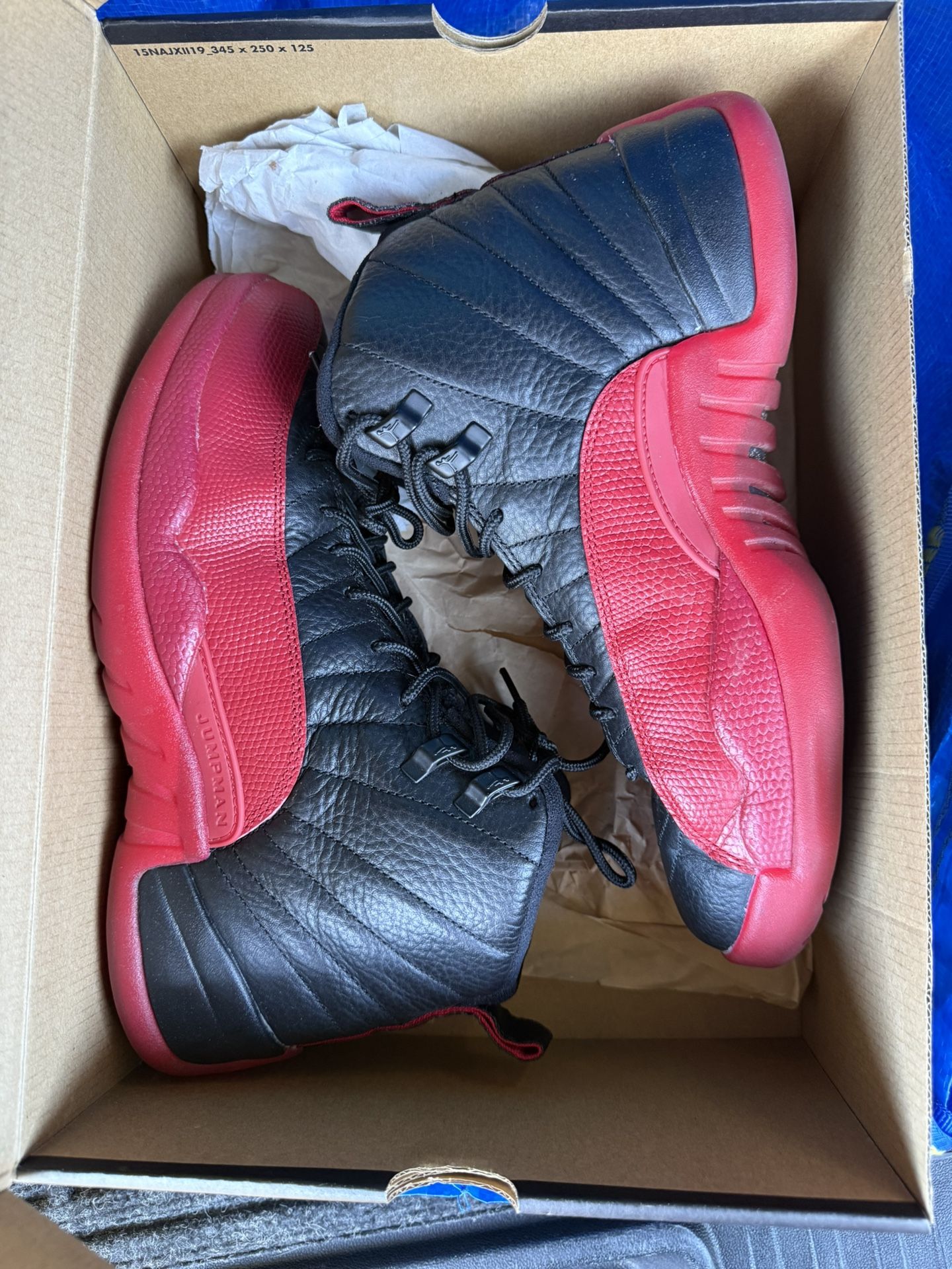 Air Jordan 12 Flu game 