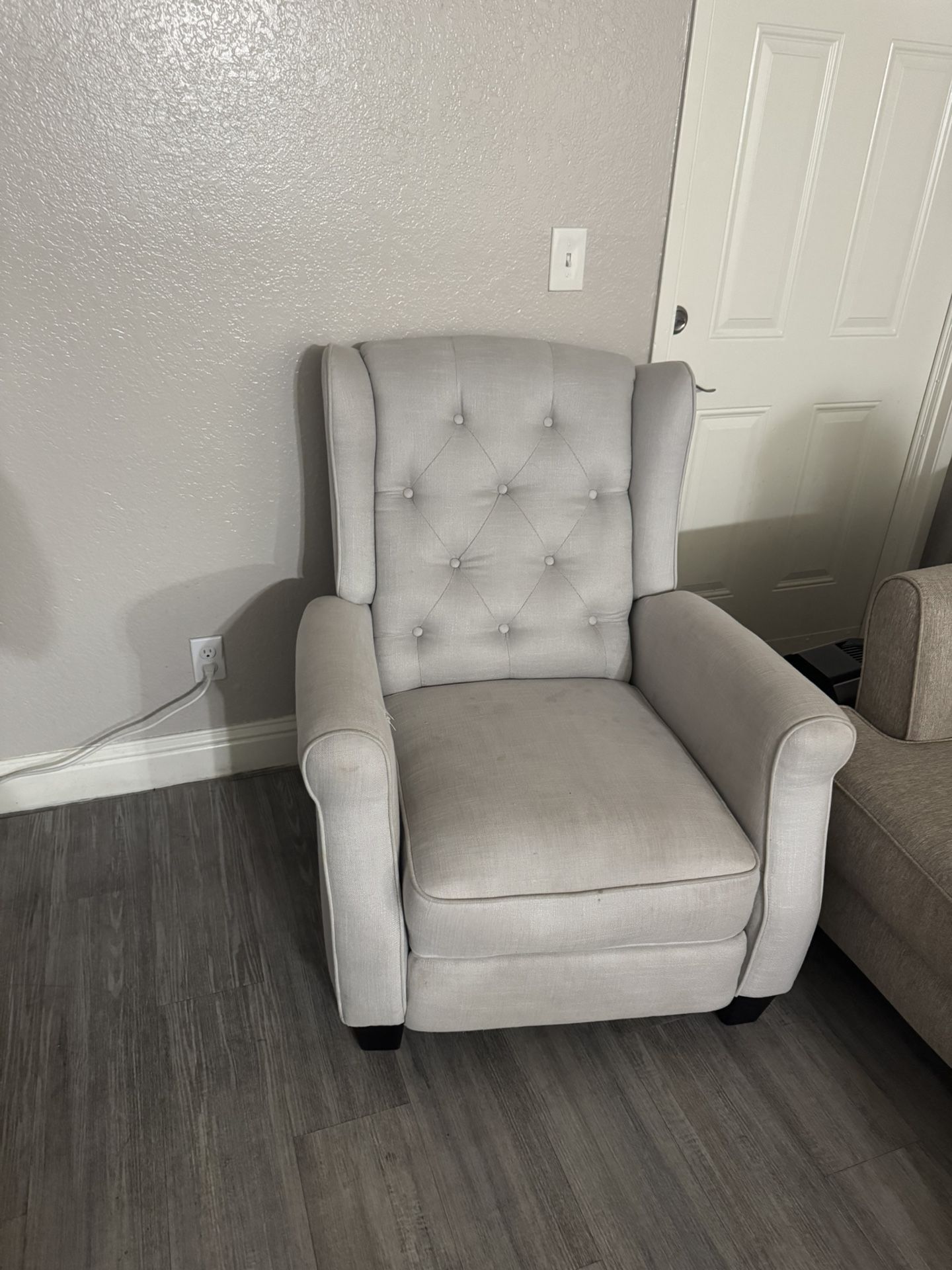 RECLINER