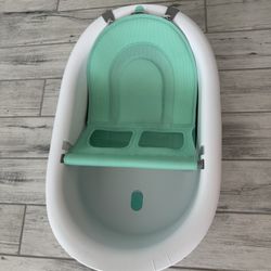 Baby Bath Tub Frida Baby