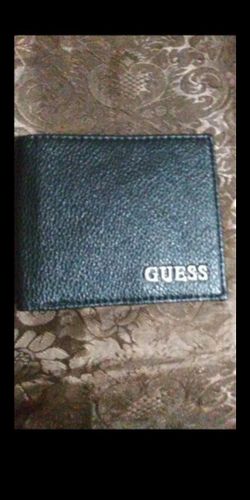 Men's Guess wallet