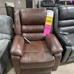 Lane Lift Chair!! Best Value For A Lift Chair!! Available In Brown And Grey! 