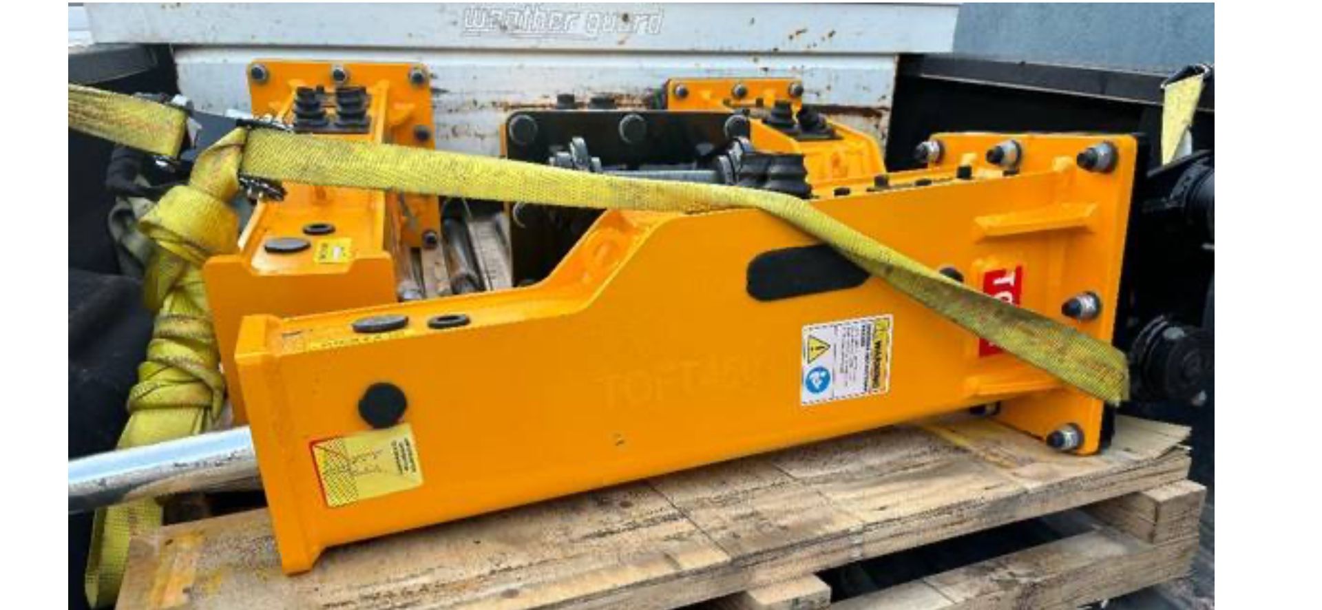 New Excavator Breaker Attachment Fits Caterpillar 302 Or 303 Bobcat E26 Or Comparable Machines