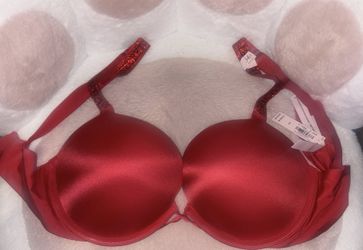Red Diamond Victoria Secret Size 38D With Tags
