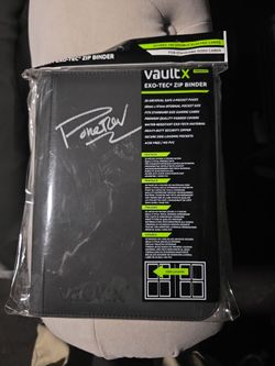 Pokemon Streamer Pokerev signed Vault X Premium Exo-Tec 4x4 Zip Binder