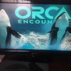 Free Panasonic 32”tv with remote Not Smart