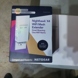 NETGEAR NIGHTHAWK X 4 Wi-Fi Mesh Extender