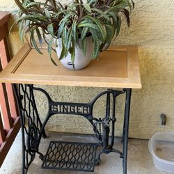 Singer Sewing Side Table, Or Plant Stand (Plant included)