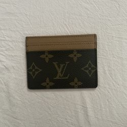 LV card holder