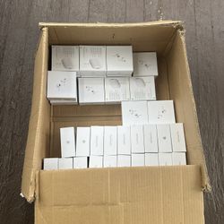 Apple Pro 2 (With Noise Cancellation) 