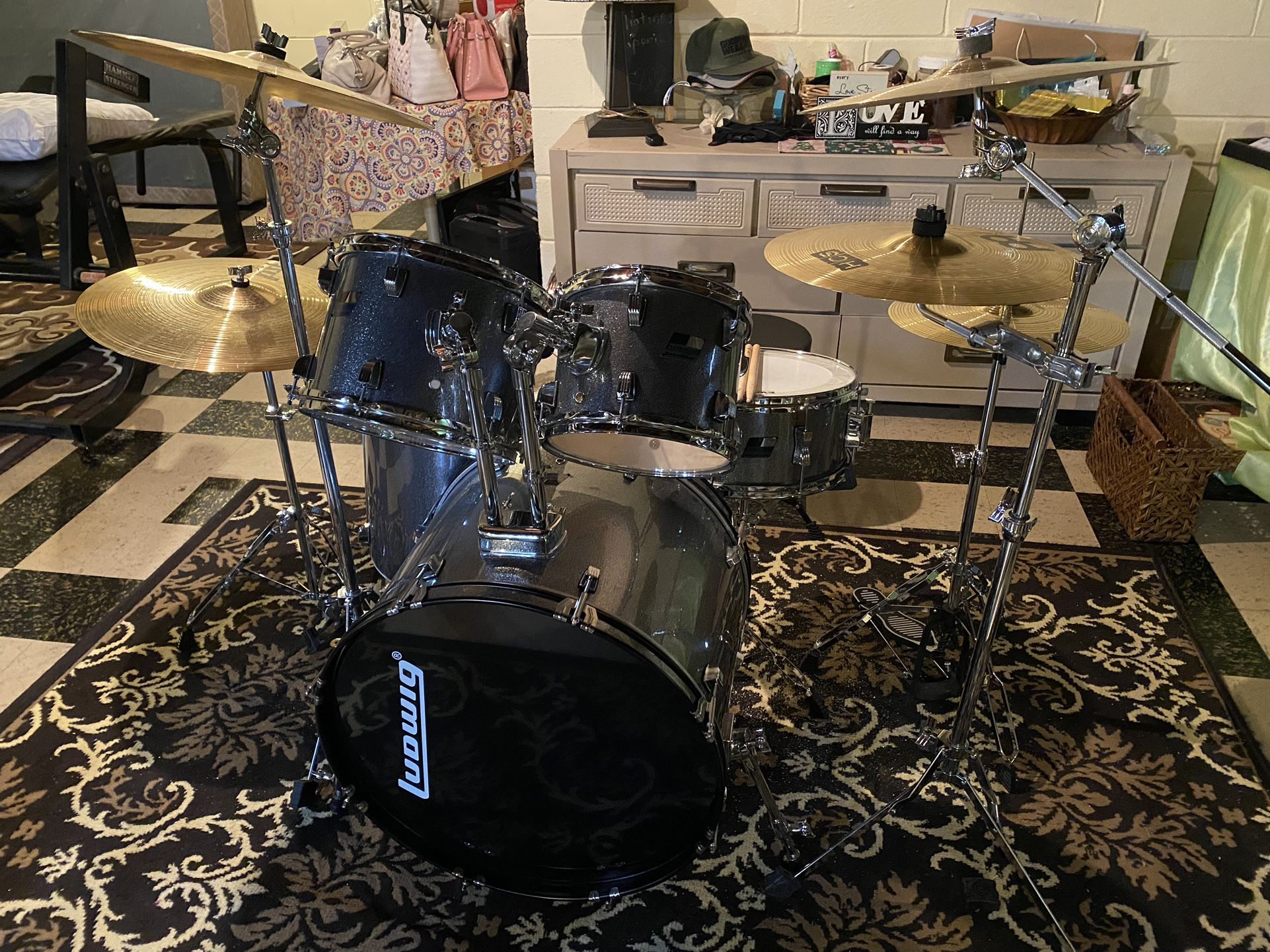 Excellent Condition Lugwig Drum Kit Silver Sparkle