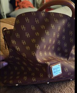 Dooney & Bourke