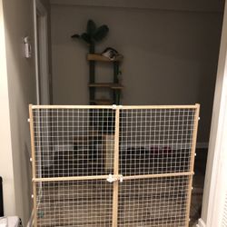 Cat Gate 