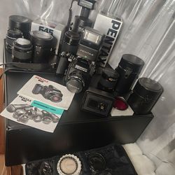 Pentax 654 Medium Format Camera & 5 Lenses + Accessories