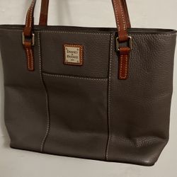 Dooney & Bourke Pebble grain Small lexington