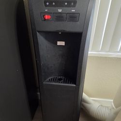 Oasis Water Dispenser 