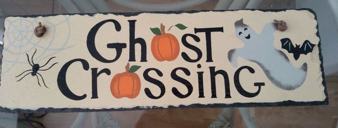 Ghost Crossing Sign Halloween 👻