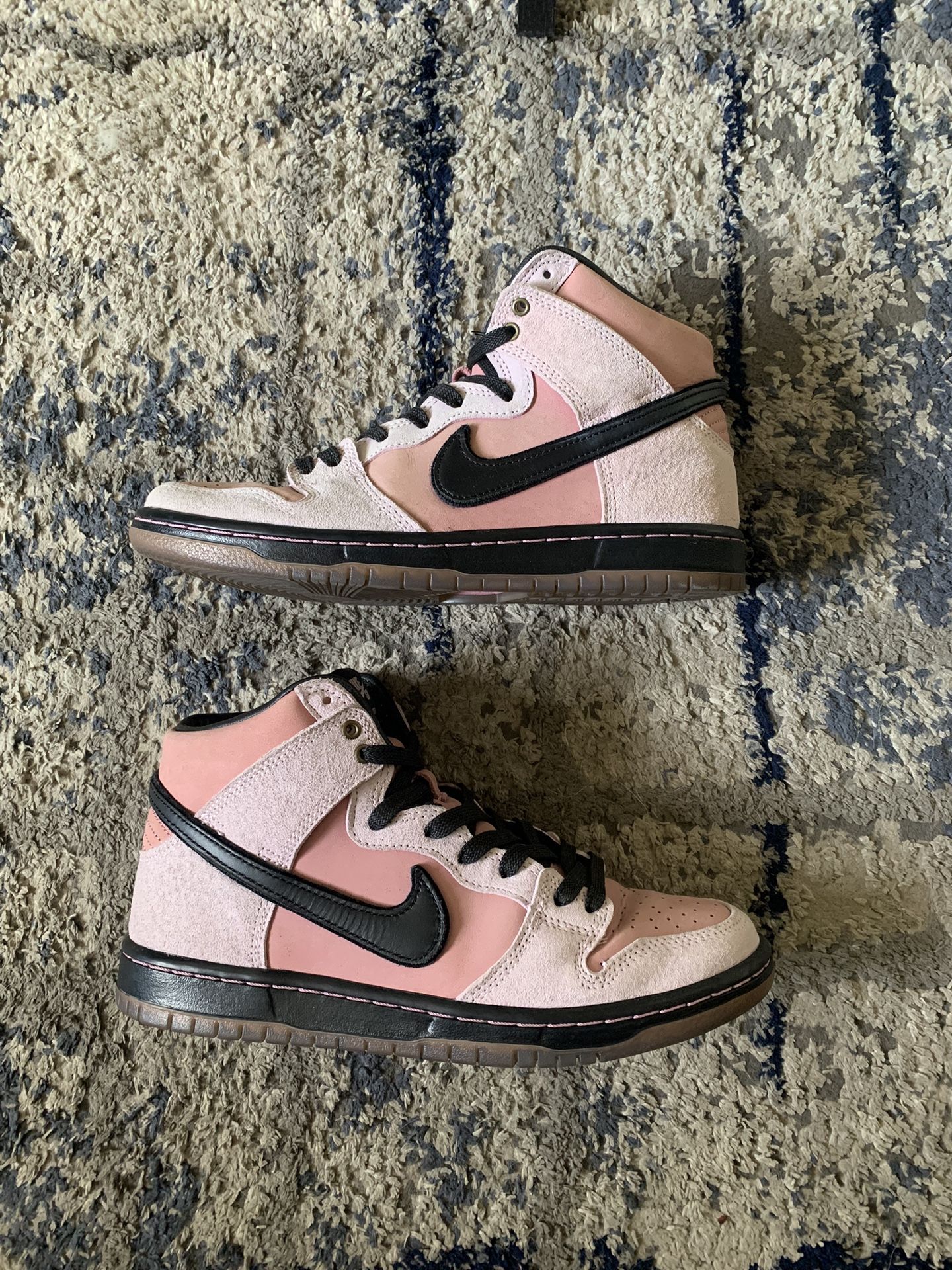 Nike Dunk High KCDC Size 8