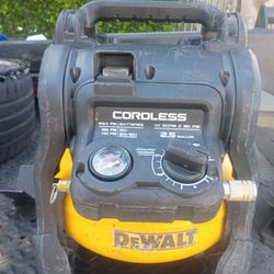 DeWalt Air Compressor 20v